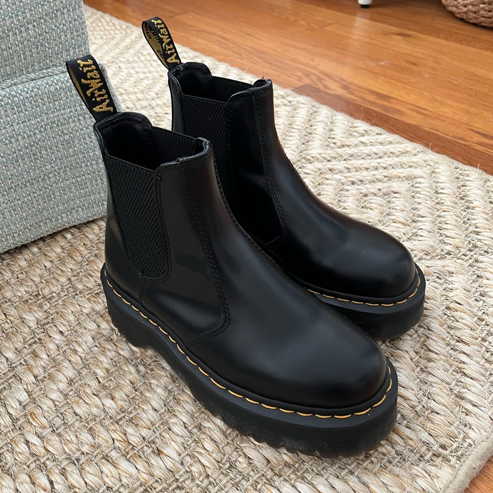 Dr. / Doc Martens Platform Chelsea Boots